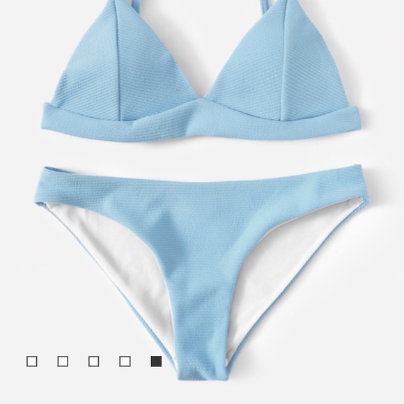 🎉 Bottoms Blue Seam Detail Bikini! - Picture 5 of 7